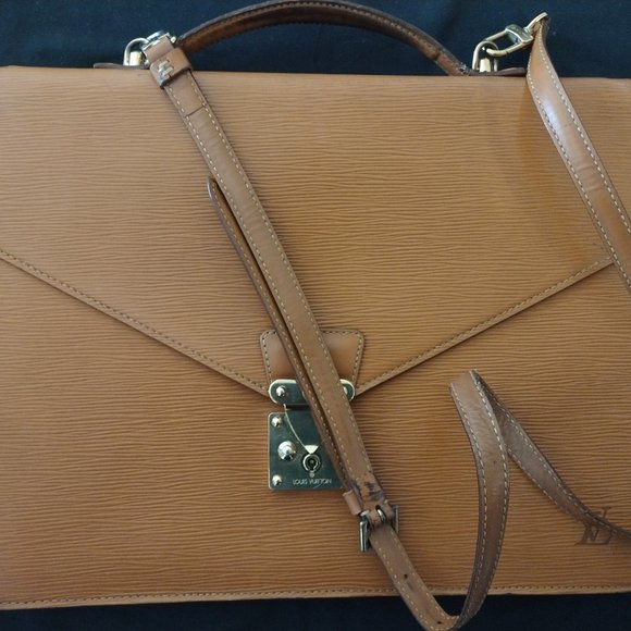 LOUIS VUITTON Epi Leather Men or Women Business Professional Attache Briefcase - Picture 2 of 16